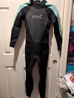 O'Neill Black Wetsuit with Mint Shoulders